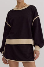Load image into Gallery viewer, Contrast Trim Round Neck Top and Skort Set