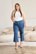 Load image into Gallery viewer, RFM Full Size Tummy Control High Waist Raw Hem Jeans
