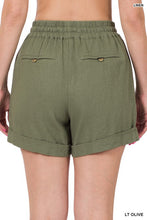 Load image into Gallery viewer, LINEN DRAWSTRING-WAIST SHORTS WITH POCKETS
