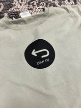 Load image into Gallery viewer, God&#39;s Got My Back Short-Sleeve Tee
