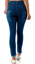 Load image into Gallery viewer, Pull-On Distressed Mom Jeans
