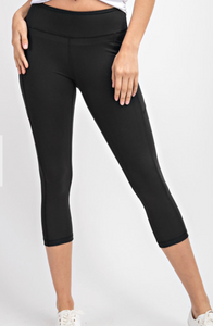Butter Soft Capri Leggings with Side Pockets